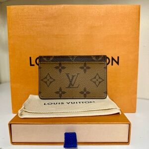 LV Reverse Monogram Card Holder